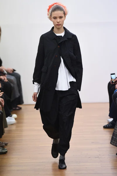 Look 28